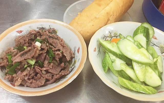 Quán Ăn Ngọc Thu - Bánh Mì Bò Xào
