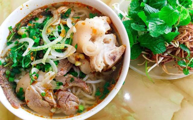 Quán Ăn Ngự Bình - Bún Bò Huế - Phú Diễn