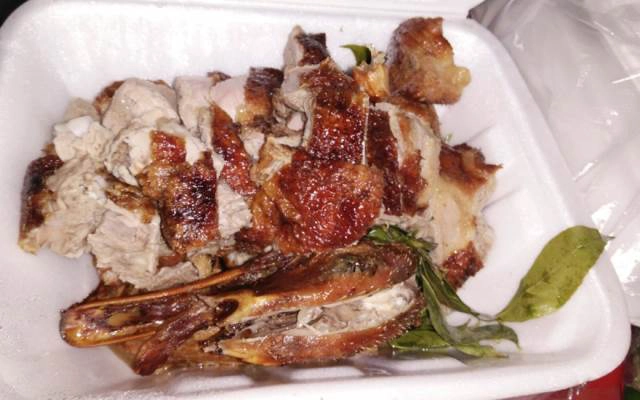 Quán Ăn Nguyễn Du - Vịt Nướng Lá Móc Mật & Gà Nướng Muối Ớt