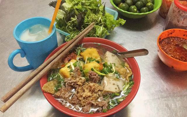 Quán Ăn Nguyễn Gia - Bún Tôm Đất Cảng