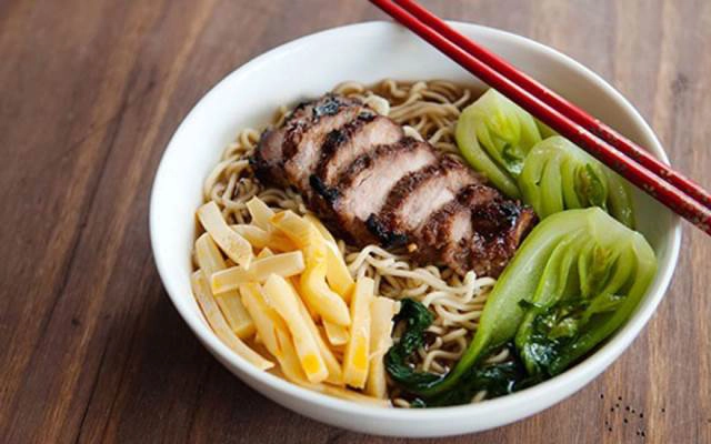 Quán Ăn Nguyên Ký - Mì Khô Xá Xíu & Hủ Tiếu Mì Thập Cẩm