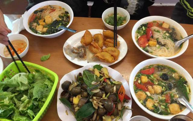 Quán Ăn Nguyệt Nga - Bún Cua, Bún Ốc, Bánh Bột Lọc