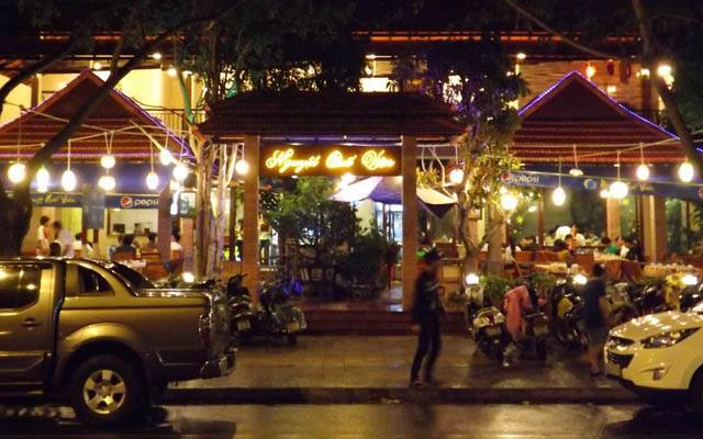 Nhà Hàng Nguyệt Quế Viên Restaurant