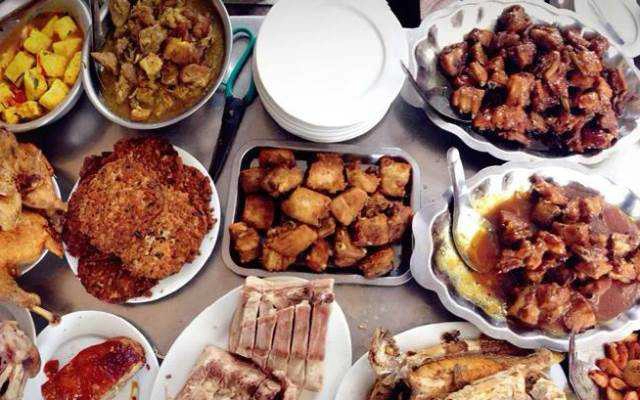 Nhà Hàng Bà Ba - Cơm Việt Nam & Hải Sản Tươi Sống