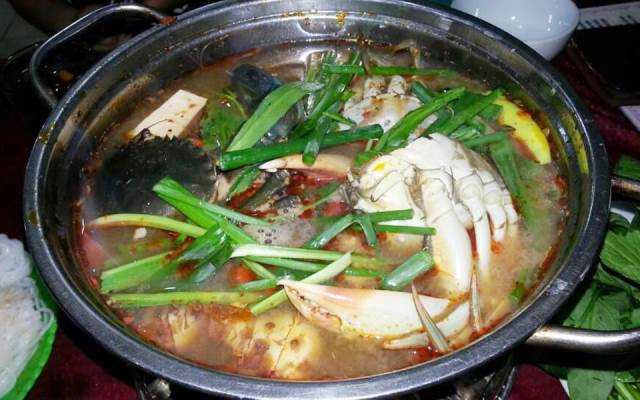 Nhà Hàng Lẩu Cua Bà Chanh