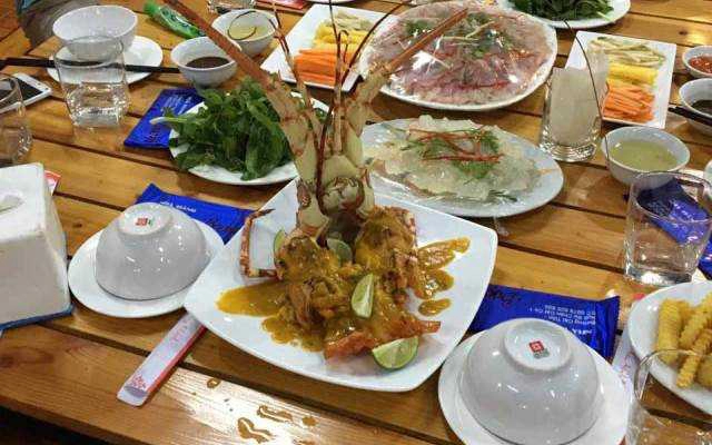 Nhà Hàng Boom Restaurant - Hải Sản Tươi Sống