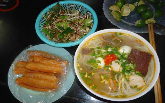 Nhà Hàng Bún Bò Huế Quý Tâm