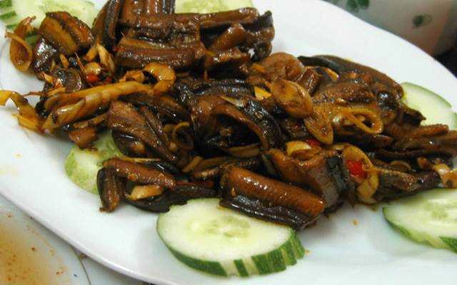 Nhà Hàng Cẩm Tiên