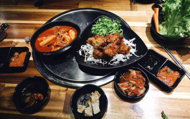 Nhà Hàng Chingu BBQ - Vincom Plaza Trà Vinh