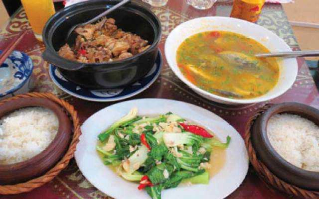 Nhà Hàng Cơm Niêu Tây Nguyên