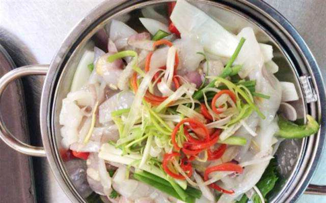 Nhà Hàng Cơm Việt - Quang Trung