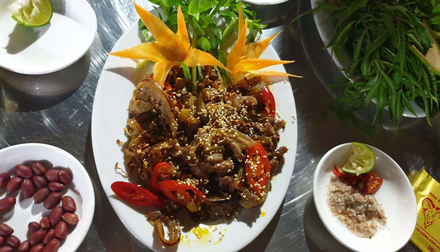 Nhà Hàng Dê Núi Việt Hùng
