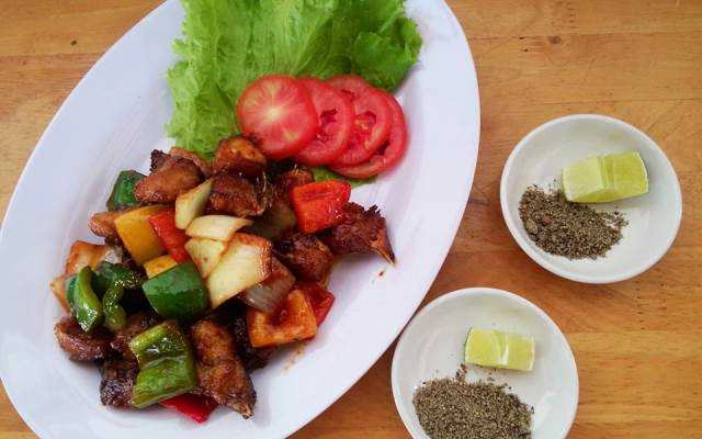 Nhà Hàng Dê Thật 135 & Hải Sản Phú Quốc