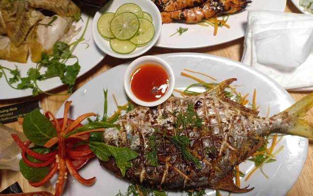 Nhà Hàng Gia Việt - Hải Sản Gia Đình