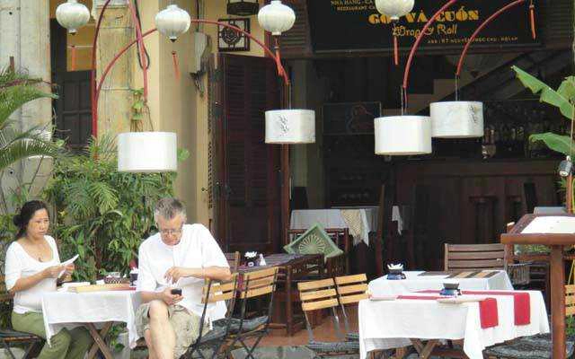 Nhà Hàng Gỏi Và Cuốn Restaurant - Cafe