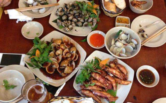 Nhà Hàng Hải Sản Clip