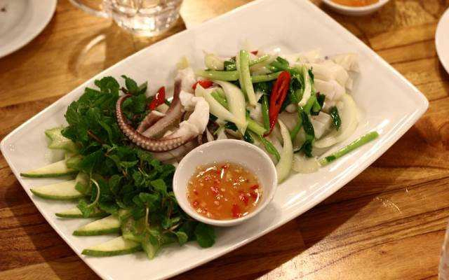 Nhà Hàng Hải Sản Hương Việt - Nguyễn Thái Học