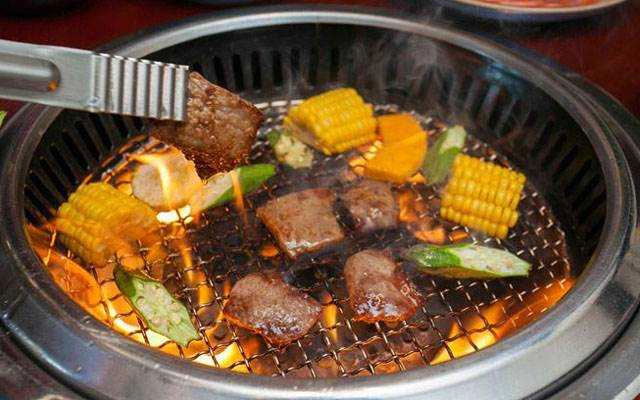 Nhà Hàng Hoa Anh Đào - Lẩu Nướng Xông Khói