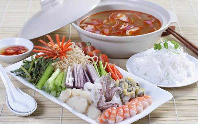 Nhà Hàng Hương Quang Restaurant - Nguyễn Huệ