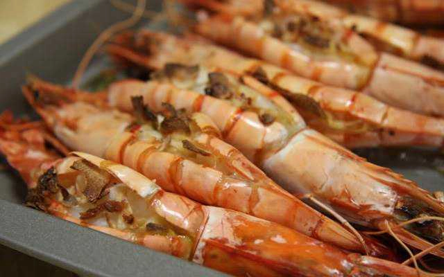 Nhà Hàng Hữu Nghị - Lẩu, Nướng Hải Sản