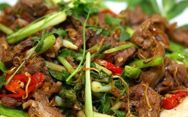 Nhà Hàng Khu Ẩm Thực Rừng Trong Phố