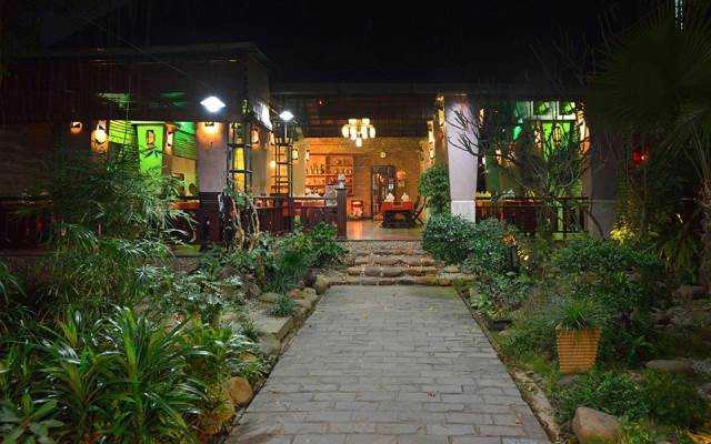 Nhà Hàng La Pines Restaurant - Món Huế
