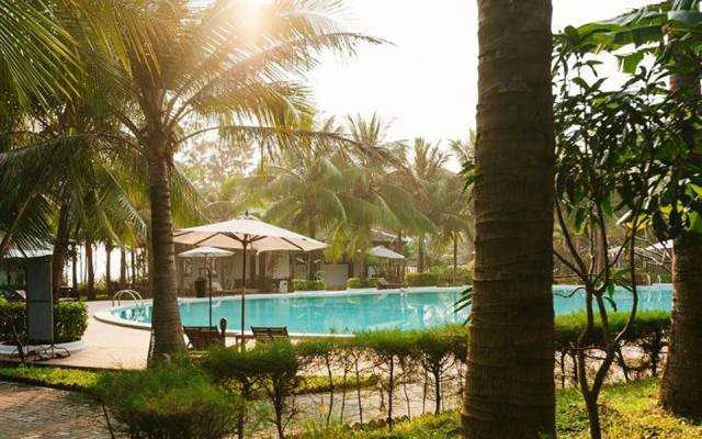 Nhà Hàng Lăng Cô Beach Resort