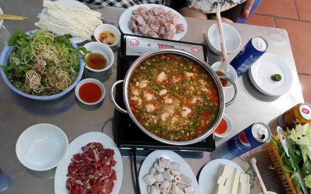 Nhà Hàng Lẩu Cua Đồng