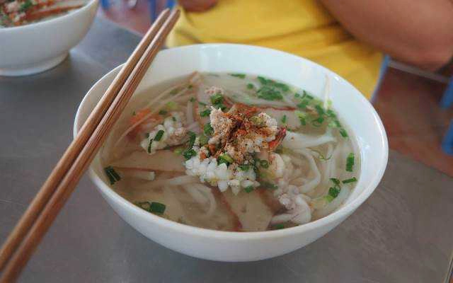 Nhà Hàng Lê Giang - Bánh Canh Ghẹ & Hải Sản