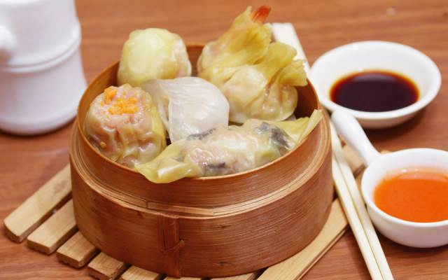 Nhà Hàng Long Phụng Lầu - Dimsum & Hải Sản