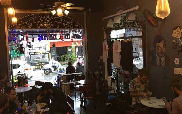 Nhà Hàng Mr. Bean Bar & Restaurant