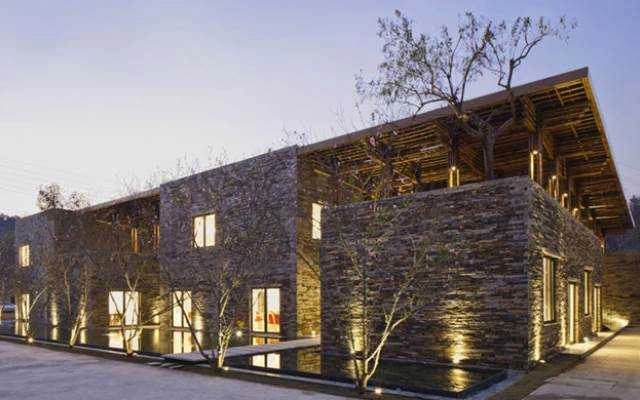 Nhà Hàng Nhà Hàng Sơn La Complex - Mộc Châu