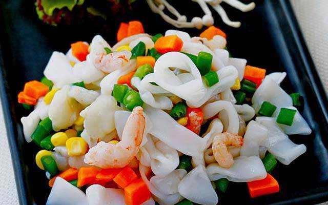 Nhà Hàng Nổi San Hô Đỏ
