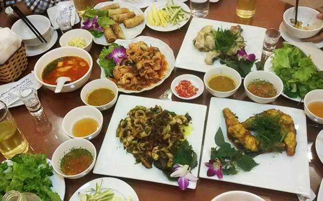 Nhà Hàng Phiến Hoan Việt Trì - Quán Cá Bờ Sông