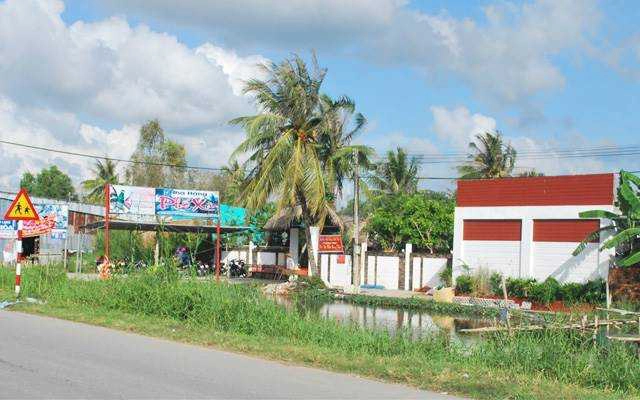 Nhà Hàng Phố Xa