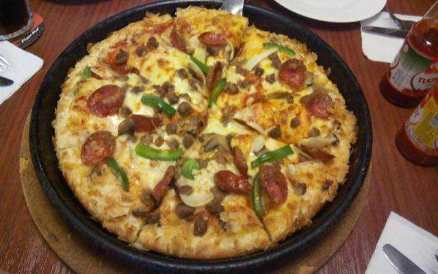 Nhà Hàng Pizza Hut - Bình Dương