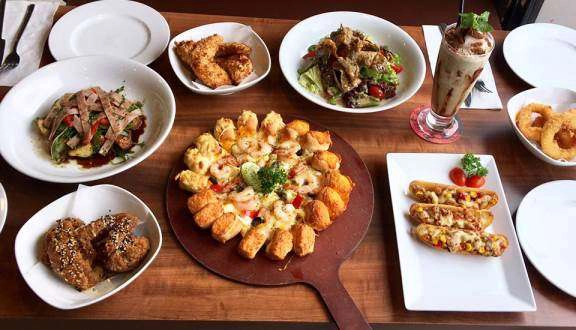 Nhà Hàng Pizza Hut - Võ Văn Tần