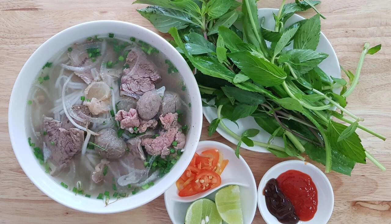 Nhà Hàng Quang Sáng - Phở Bò