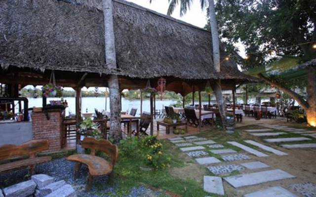 Nhà Hàng River Front Restaurant - Ẩm Thực Việt