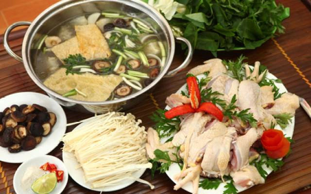 Quán Ăn Nhà Hàng Sinh Thái Bảy Hồng - Cầu Đôi