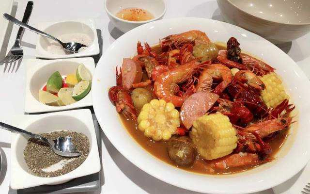 Nhà Hàng The Crabshark & Crawfish - Hải Sản Các Loại