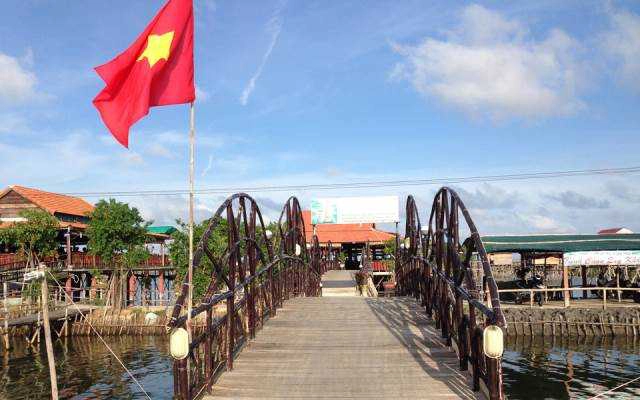Nhà Hàng Thủy Triều Quán - Hải Sản Tươi Sống