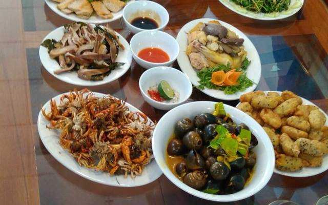 Nhà Hàng Trung Bụng Quán - Hải Sản & Đặc Sản Đồng Quê