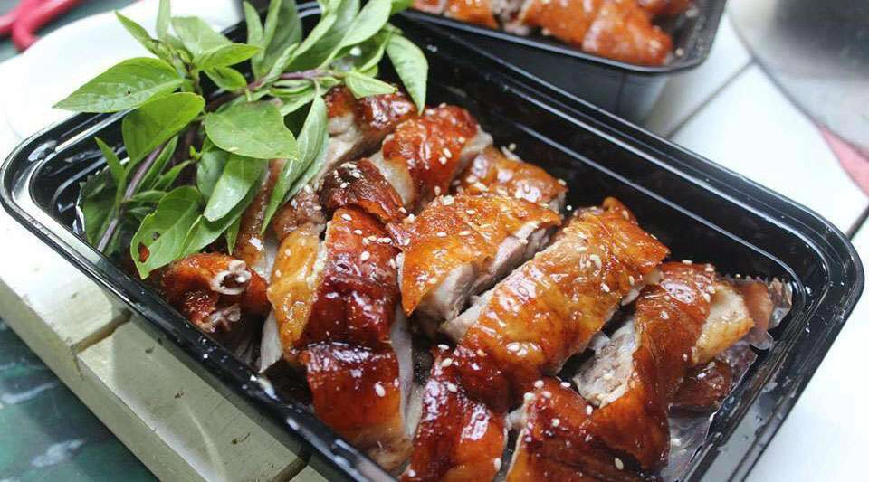Nhà Hàng Vịt Cỏ Thuận Yến - Cách Mạng Tháng 8