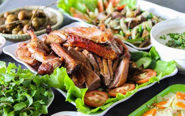 Nhà Hàng Vườn Phố - Ẩm Thực 3 Miền