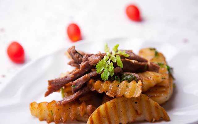 Nhà Hàng Vườn Phố