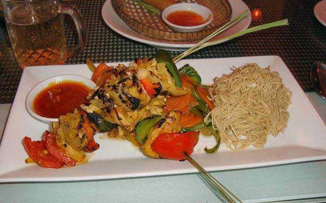 Nhà Hàng Zucca Restaurant - Đội Cung