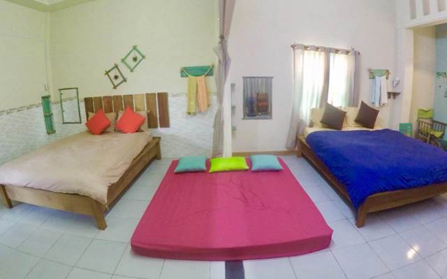 Nhã Homestay & Coffee