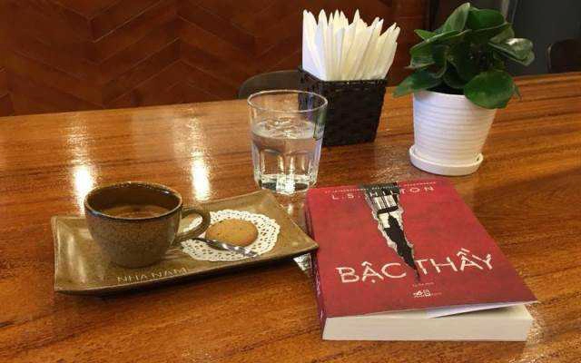 Nhã Nam Books N' Coffee - Trần Huy Liệu