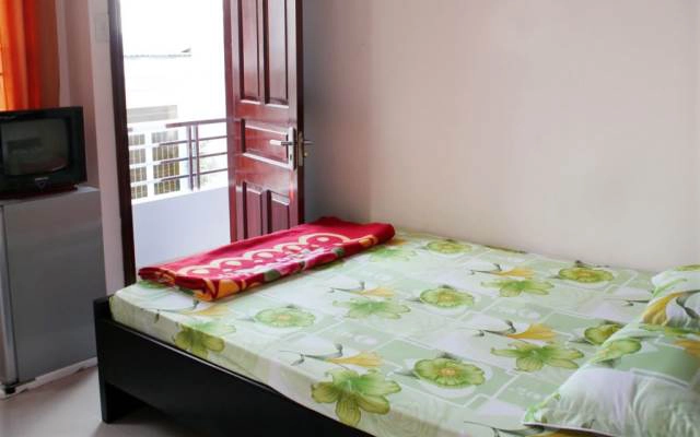 Nhà Nghỉ Hồng Thạch